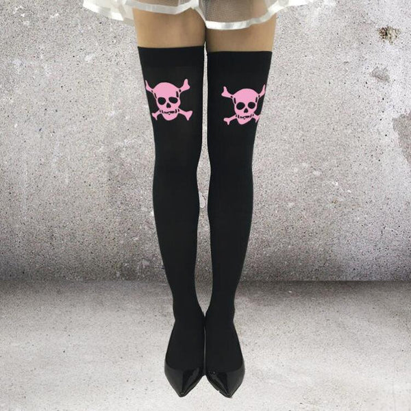 Black Skull Socks