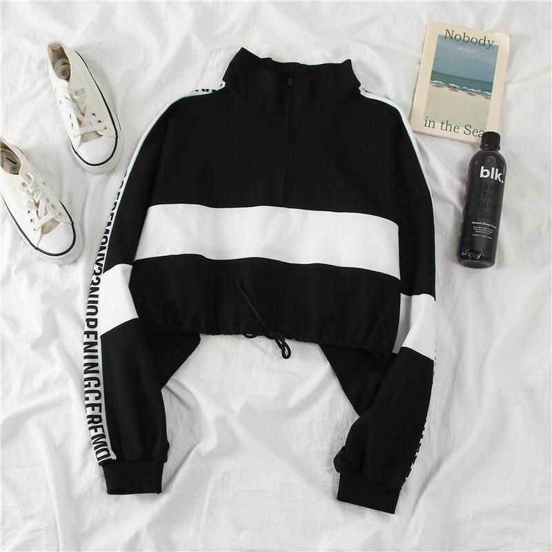 Loose Hoodie and High Waist Street Fashion Cargo Pants