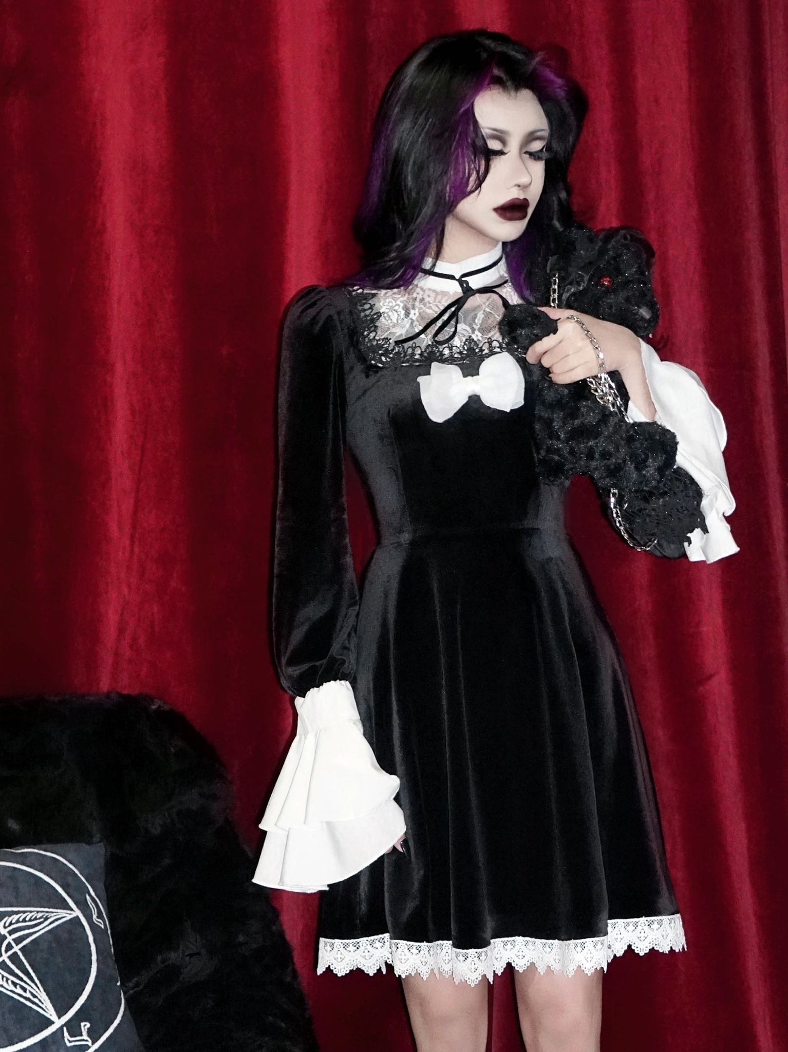 Gothic Lace Velvet Bow Dress