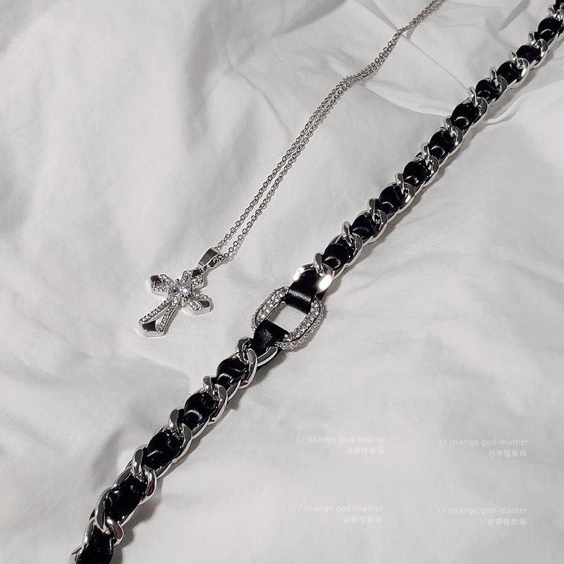 Cross Chain Choker