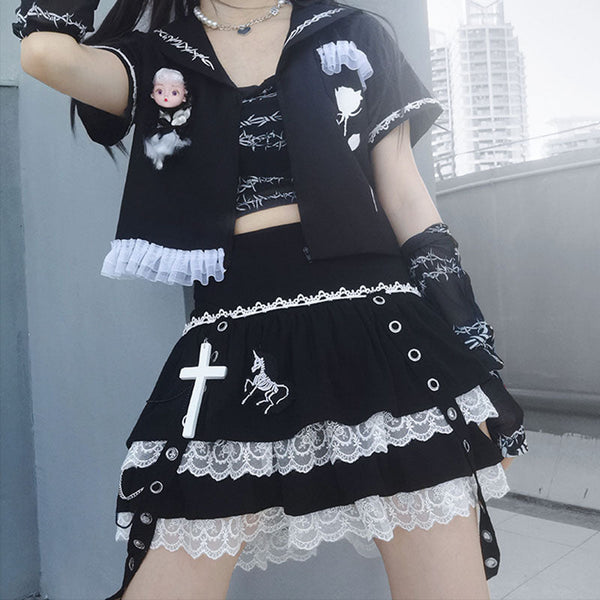 Two Dark Lovers Lace Skirt