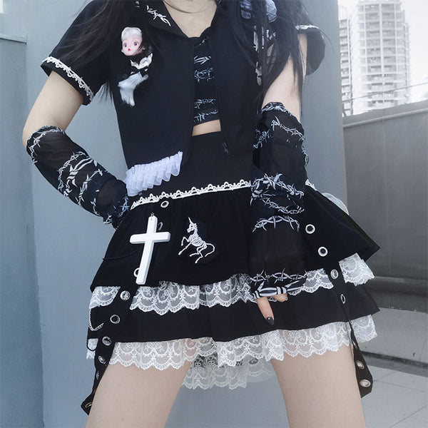 Two Dark Lovers Lace Skirt