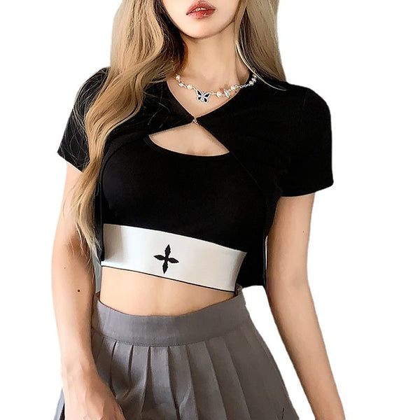 Women's Punk Round Collar Short Sleeved Crop Top with Cape