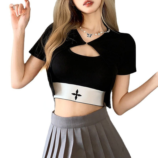 Women's Punk Round Collar Short Sleeved Crop Top with Cape