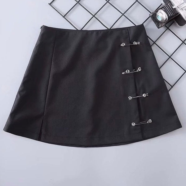 Women's Gothic Clothing / Black Skirts for Girls with Clips / Low Waist A-Line Short Skirt with Slit